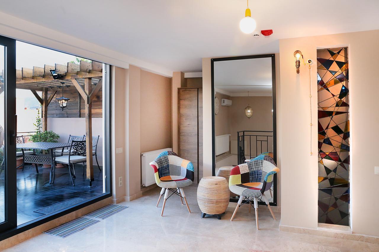 G-Old Town Hotel Tbilisi Ngoại thất bức ảnh